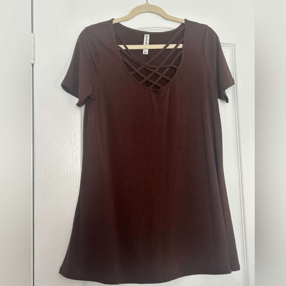 Zenana Premium Tunic/Dress Brown
NWOT Size Large